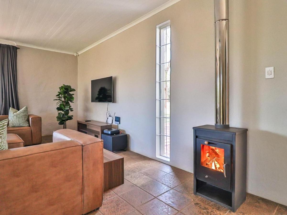 Featherwood Farm & Nyala Lodge Rayton 외부 사진