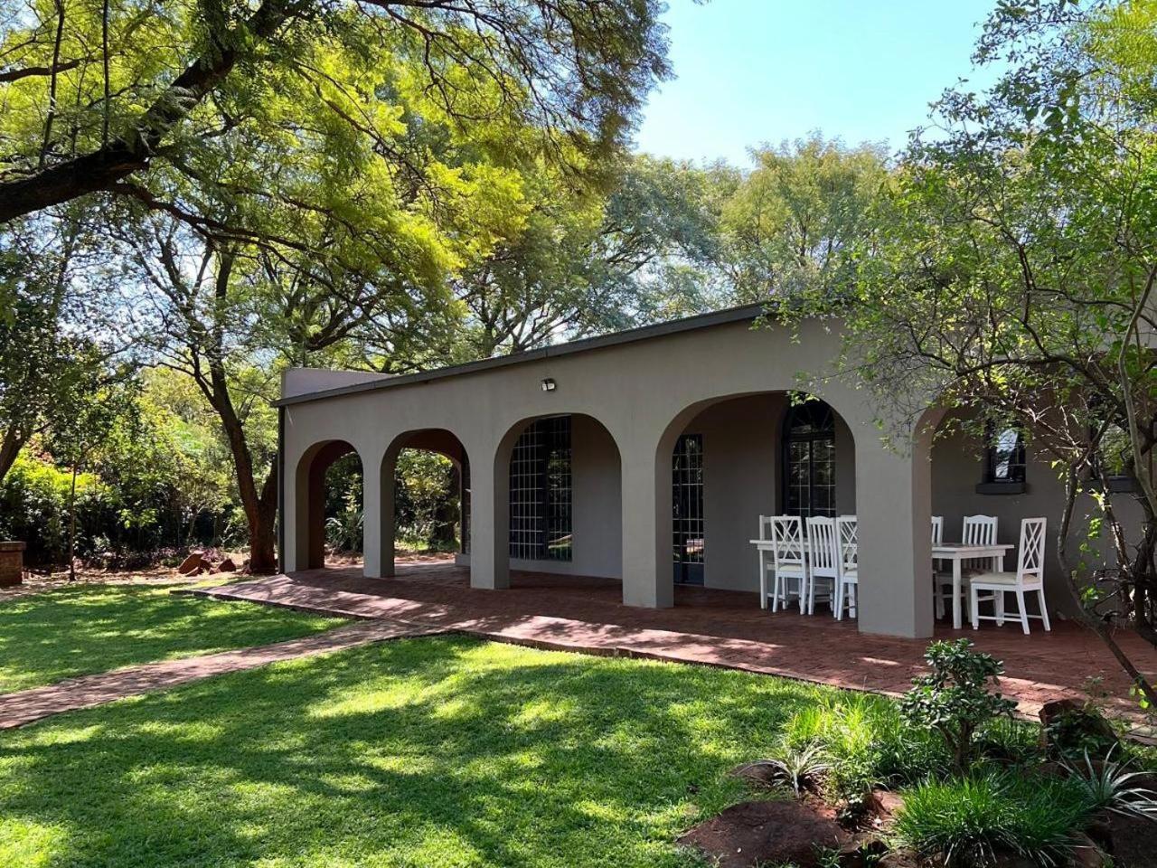 Featherwood Farm & Nyala Lodge Rayton 외부 사진